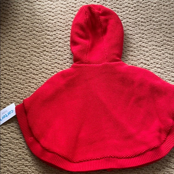 Red knitted shacket with hood. New with tags - Picture 6 of 7